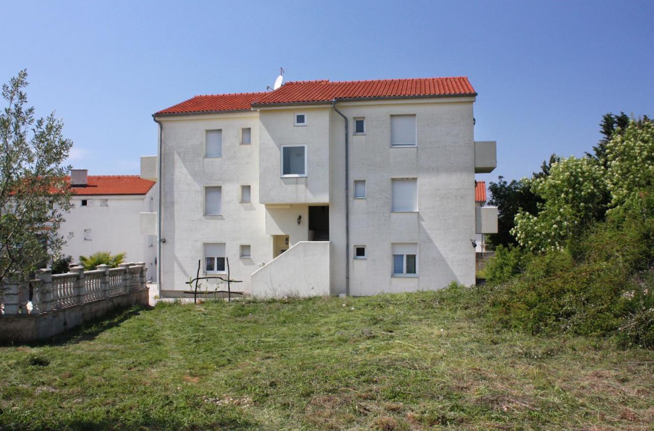 Apartments And Rooms With Parking Space Sveti Vid, Krk - 5323 외부 사진